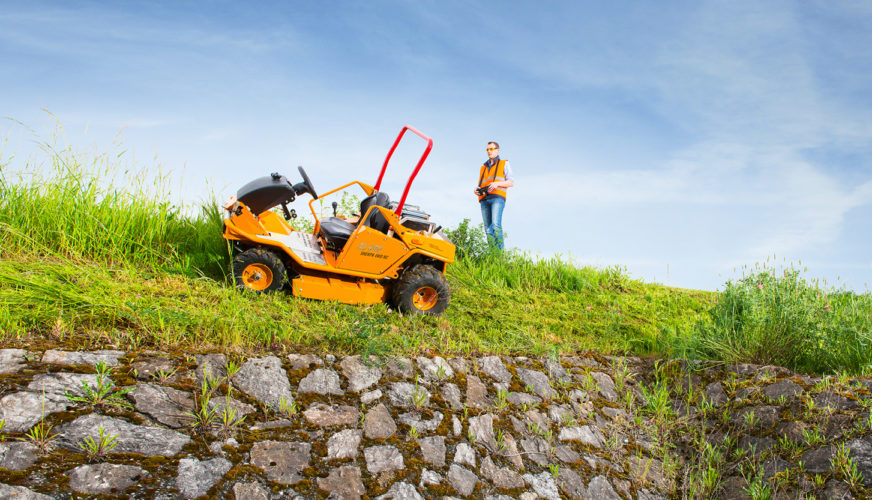 Ashäftigt med radiostyrt