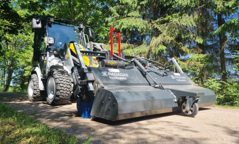 YstaMaskiner släpper ny sopvals med flera arbetsbredder